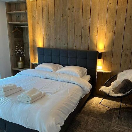 Grote Kamer In Brugge Centrum Met Badkamer ! ภายนอก รูปภาพ