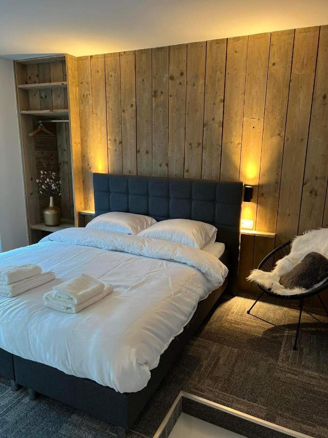 Grote Kamer In Brugge Centrum Met Badkamer ! ภายนอก รูปภาพ